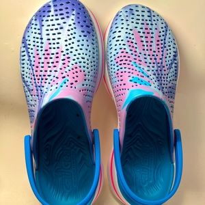 Skechers CaliGear Ultra Go “crocs “ Tropical Colors